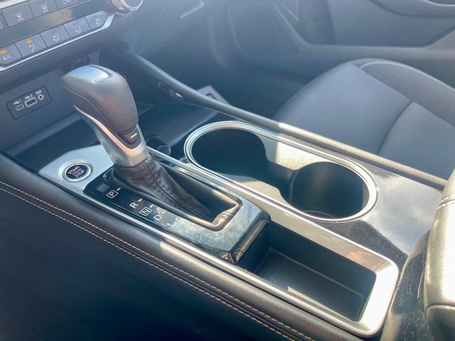 2023 Nissan Altima 2.5 SV Sedan - 22903612 - 13