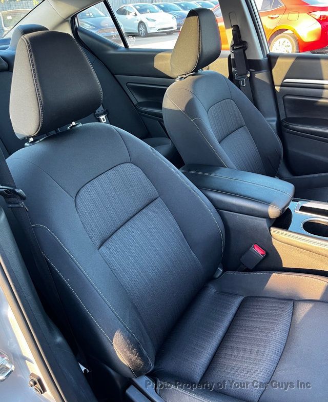 2023 Nissan Altima 2.5 SV Sedan - 23090942 - 13
