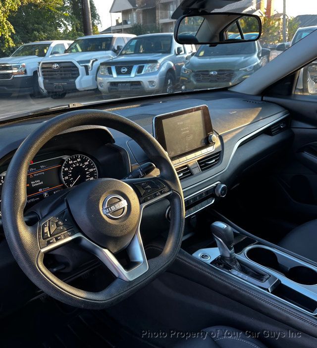 2023 Nissan Altima 2.5 SV Sedan - 23090942 - 17