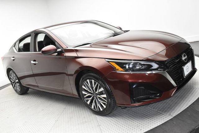 2023 Nissan Altima 2.5 SV Sedan - 22999137 - 2