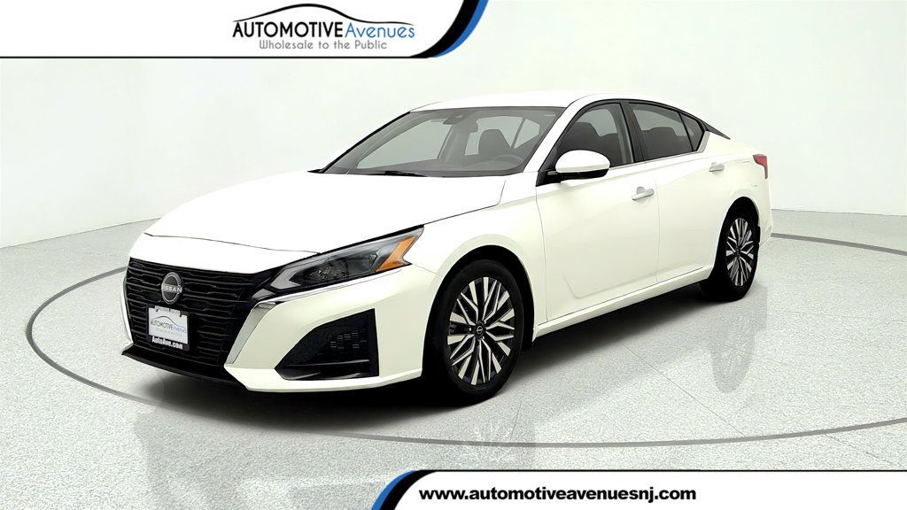 2023 Nissan Altima 2.5 SV Sedan - 23054791 | Video 1