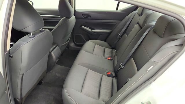 2023 Nissan Altima 2.5 SV Sedan - 23054791 - 18