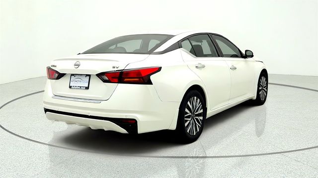 2023 Nissan Altima 2.5 SV Sedan - 23054791 - 4