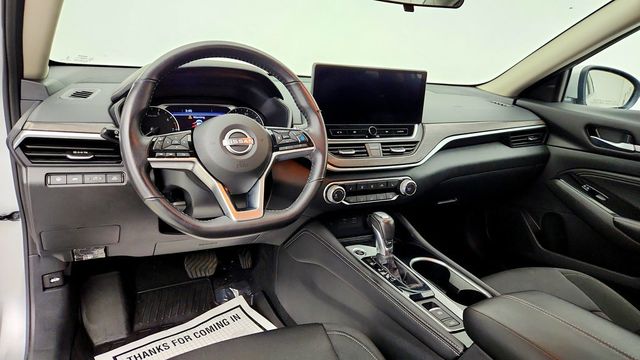 2023 Nissan Altima 2.5 SV Sedan - 23089960 - 12