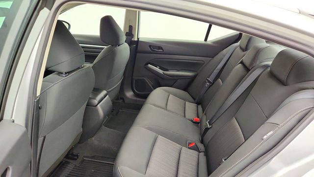 2023 Nissan Altima 2.5 SV Sedan - 23089960 - 21