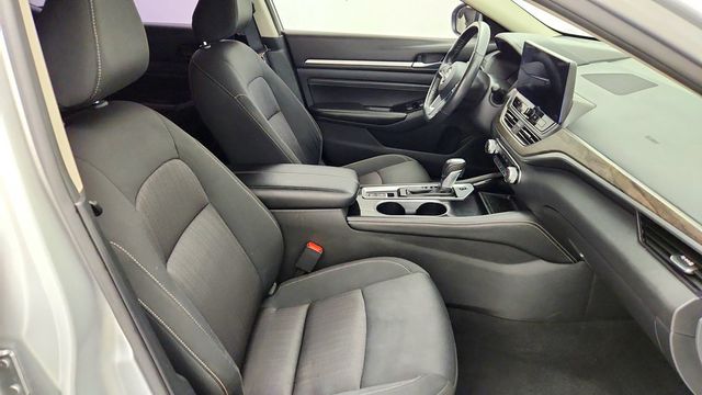 2023 Nissan Altima 2.5 SV Sedan - 23091314 - 22