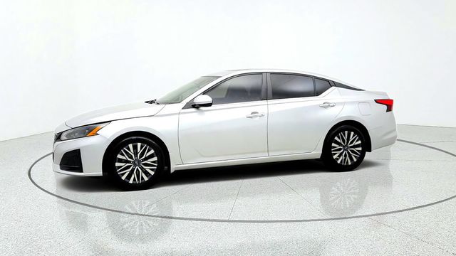 2023 Nissan Altima 2.5 SV Sedan - 23091314 - 7