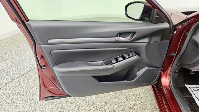 2023 Nissan Altima 2.5 SV Sedan - 23102101 - 9