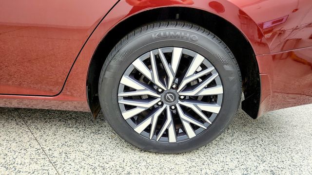 2023 Nissan Altima 2.5 SV Sedan - 23102101 - 8