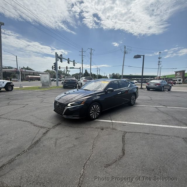 2023 Nissan Altima 2.5 SV Sedan W/APPLE CARPLAY/ANDROID AUDIO - 23065199 - 5