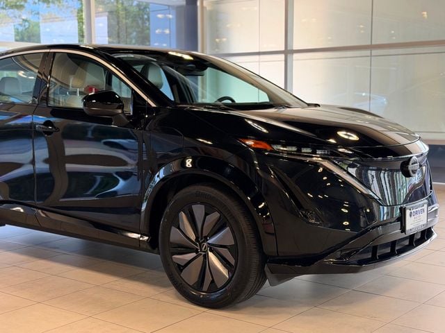 2023 Nissan Ariya Engage FWD's photo