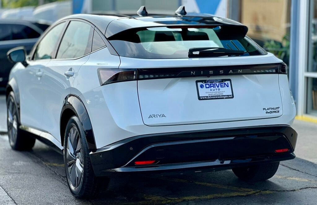 2023 Nissan ARIYA Platinum photo 34