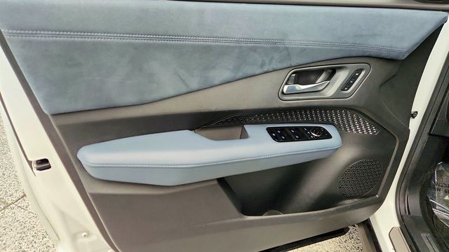 2023 Nissan ARIYA PLATINUM+ e-4ORCE AWD w/ Exterior Ground Lighting - 23002251 - 10