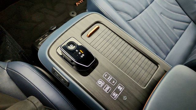 2023 Nissan ARIYA PLATINUM+ e-4ORCE AWD w/ Exterior Ground Lighting - 23002251 - 16