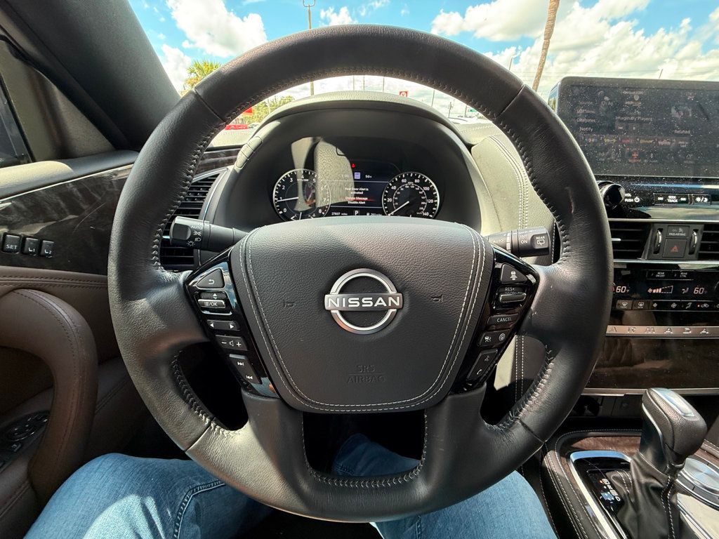 2023 Nissan Armada Platinum photo 10