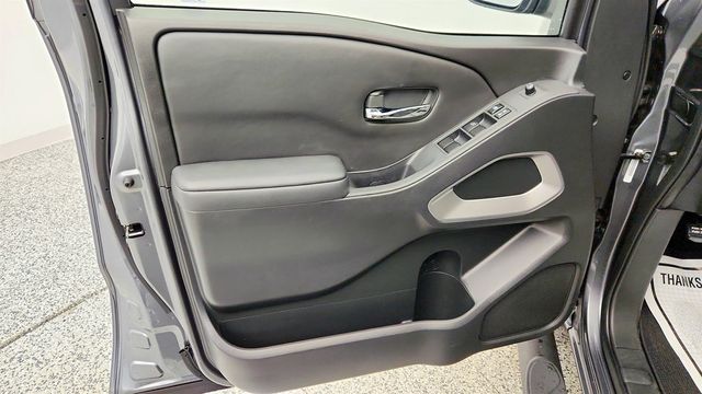 2023 Nissan Frontier Crew Cab 4x2 SV Automatic w/ Convenience, Technology & Tow Pkgs - 22968661 - 13