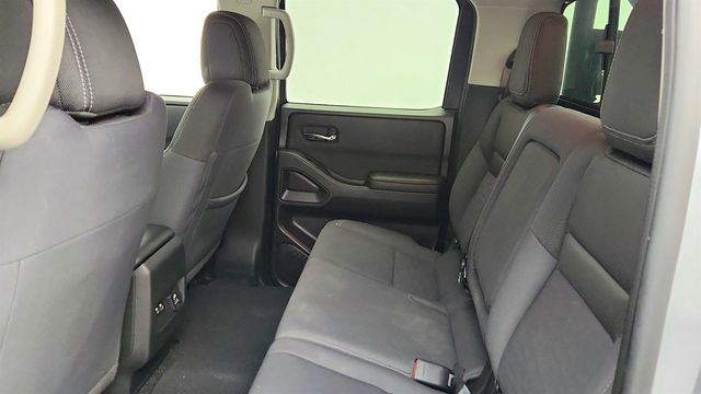 2023 Nissan Frontier Crew Cab 4x2 SV Automatic w/ Convenience, Technology & Tow Pkgs - 22968661 - 23