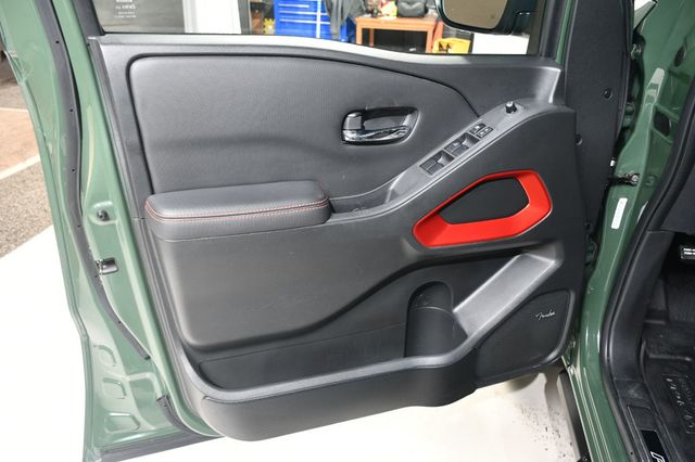 2023 Nissan Frontier Crew Cab 4x4 PRO-4X Automatic - 22937056 - 22