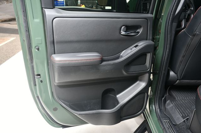 2023 Nissan Frontier Crew Cab 4x4 PRO-4X Automatic - 22937056 - 24