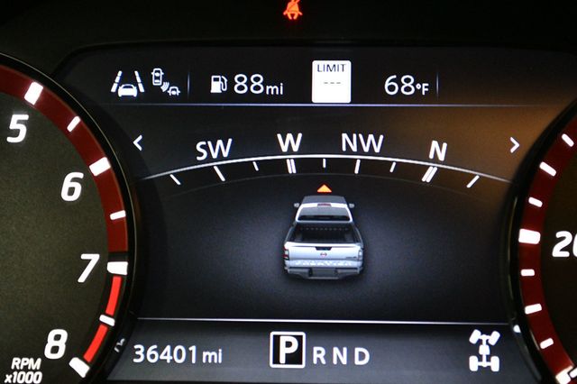 2023 Nissan Frontier Crew Cab 4x4 PRO-4X Automatic - 22937056 - 49