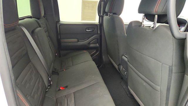 2023 Nissan Frontier Crew Cab 4x4 PRO-4X Automatic *Ltd Avail* w/ Pro Convenience Pkg - 23041949 - 19