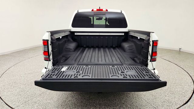 2023 Nissan Frontier Crew Cab 4x4 PRO-4X Automatic *Ltd Avail* w/ Pro Convenience Pkg - 23041949 - 23