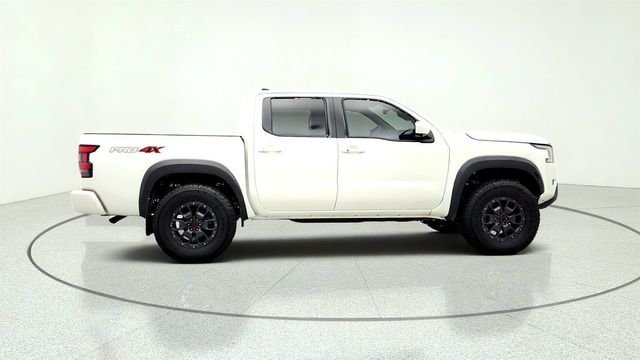 2023 Nissan Frontier Crew Cab 4x4 PRO-4X Automatic *Ltd Avail* w/ Pro Premium Pkg - 23065397 - 3