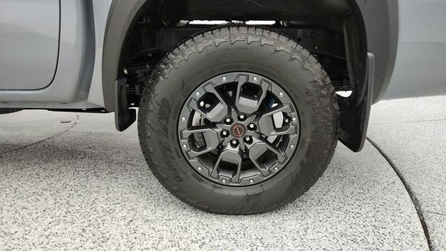 2023 Nissan Frontier Crew Cab 4x4 PRO-4X Automatic w/ Premium & Pro Convenience Pkgs - 22935225 - 24