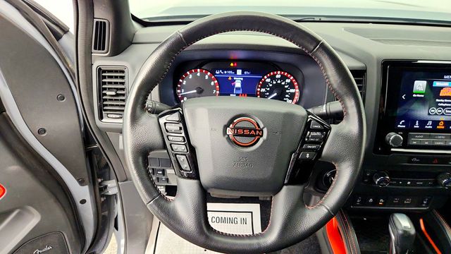 2023 Nissan Frontier Crew Cab 4x4 PRO-4X Automatic w/ PRO Convenience & Tech Pkgs - 23086771 - 12