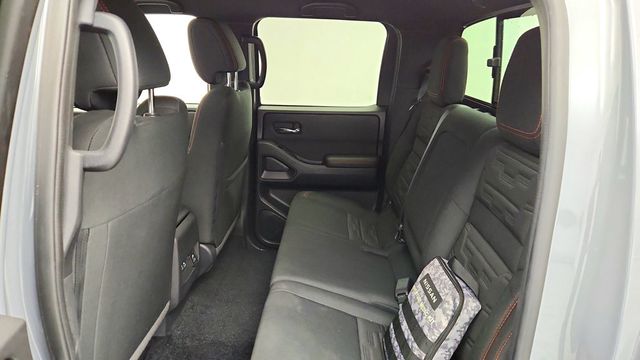 2023 Nissan Frontier Crew Cab 4x4 PRO-4X Automatic w/ PRO Convenience & Tech Pkgs - 23086771 - 18