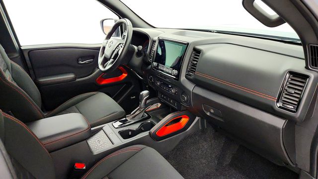 2023 Nissan Frontier Crew Cab 4x4 PRO-4X Automatic w/ PRO Convenience & Tech Pkgs - 23086771 - 24