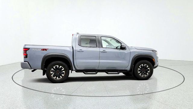 2023 Nissan Frontier Crew Cab 4x4 PRO-4X Automatic w/ PRO Convenience & Tech Pkgs - 23086771 - 3