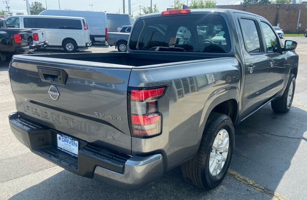 2023 Nissan Frontier Crew Cab 4x4 SV Automatic - 22552242 - 4