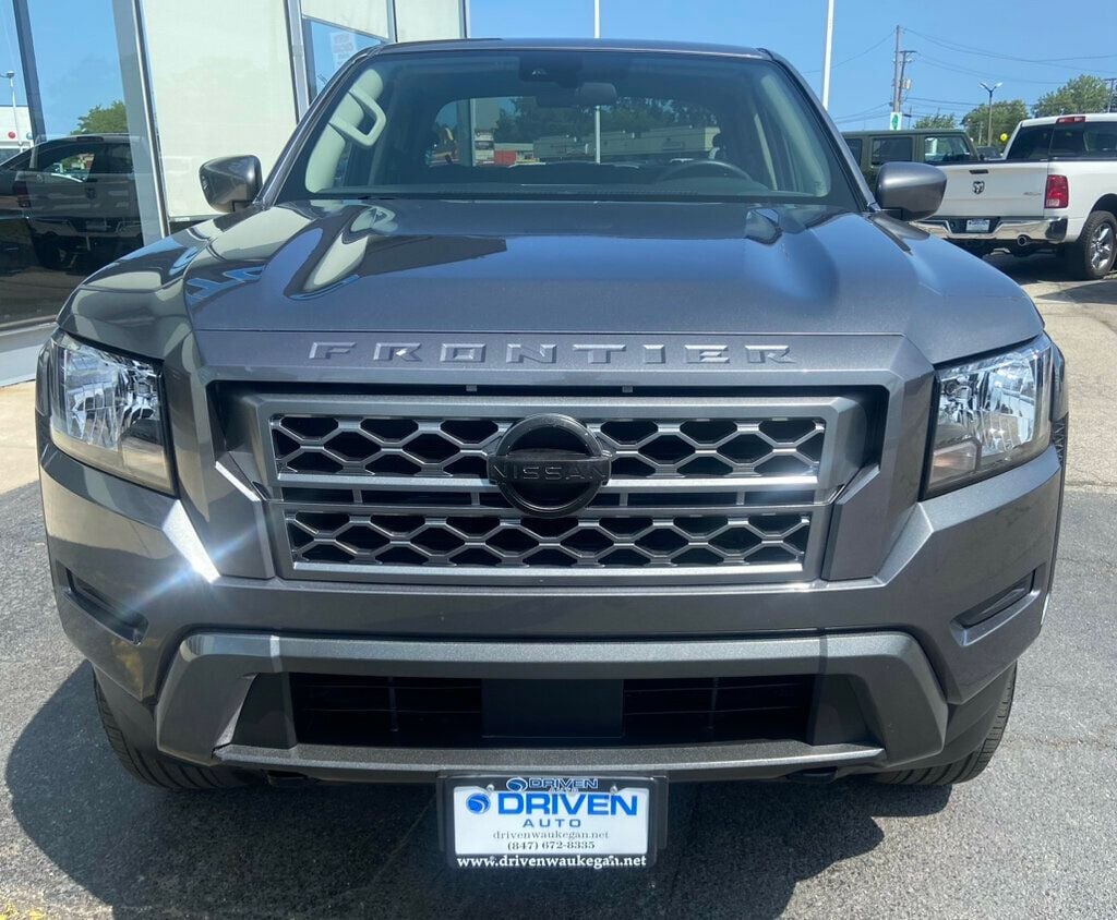 2023 Nissan Frontier Crew Cab 4x4 SV Automatic - 22552242 - 6