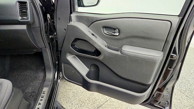 2023 Nissan Frontier Crew Cab 4x4 SV Automatic - 23083357 - 21