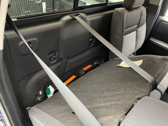 2023 Nissan Frontier Crew Cab 4x4 SV Automatic - 22965244 - 37