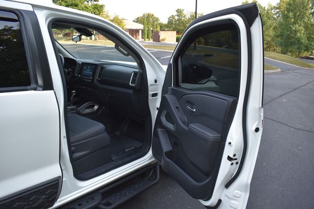 2023 Nissan Frontier Crew Cab 4x4 SV Automatic Long Bed - 22912221 - 36