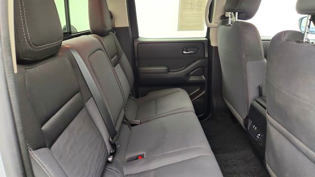 2023 Nissan Frontier Crew Cab 4x4 SV Automatic *Ltd Avail* w/ Convenience & Tech Pkgs - 23056086 - 21