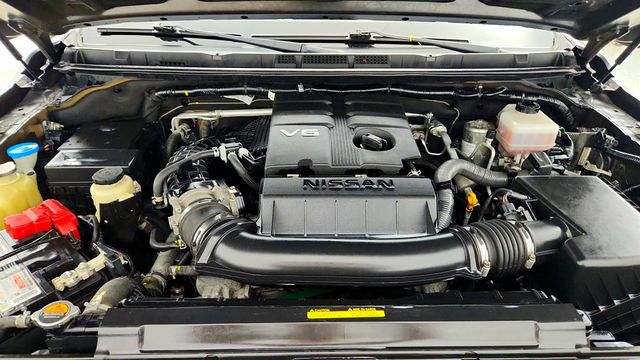 2023 Nissan Frontier Crew Cab 4x4 SV Automatic *Ltd Avail* w/ Convenience & Tech Pkgs - 23056086 - 25
