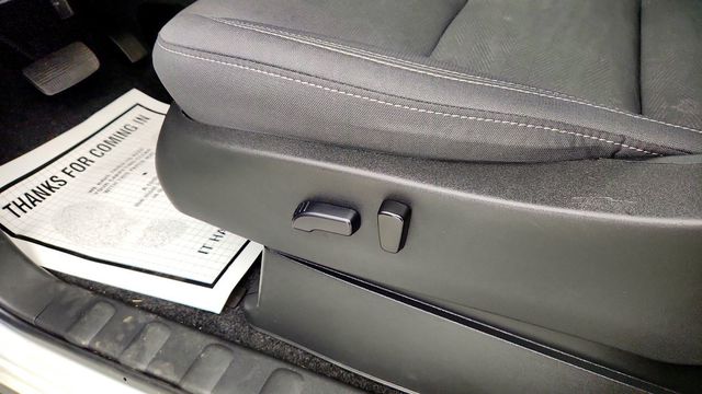 2023 Nissan Frontier Crew Cab 4x4 SV Automatic *Ltd Avail* w/ Tech Pkg - 23084012 - 10