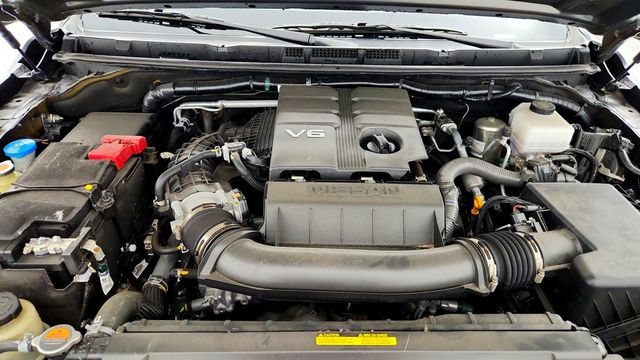 2023 Nissan Frontier Crew Cab 4x4 SV Automatic w/ Convenience & Tech Packages - 23075487 - 24