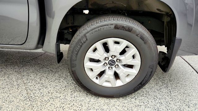 2023 Nissan Frontier Crew Cab 4x4 SV Automatic w/ Convenience & Tech Packages - 23075487 - 8