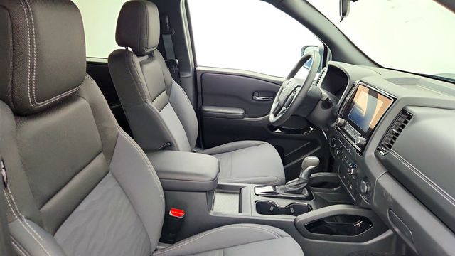 2023 Nissan Frontier Crew Cab 4x4 SV Automatic w/ Midnight Edition & Technology Pkgs - 22969063 - 21