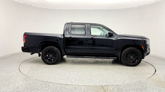2023 Nissan Frontier Crew Cab 4x4 SV Automatic w/ Midnight Edition & Technology Pkgs - 22969063 - 3