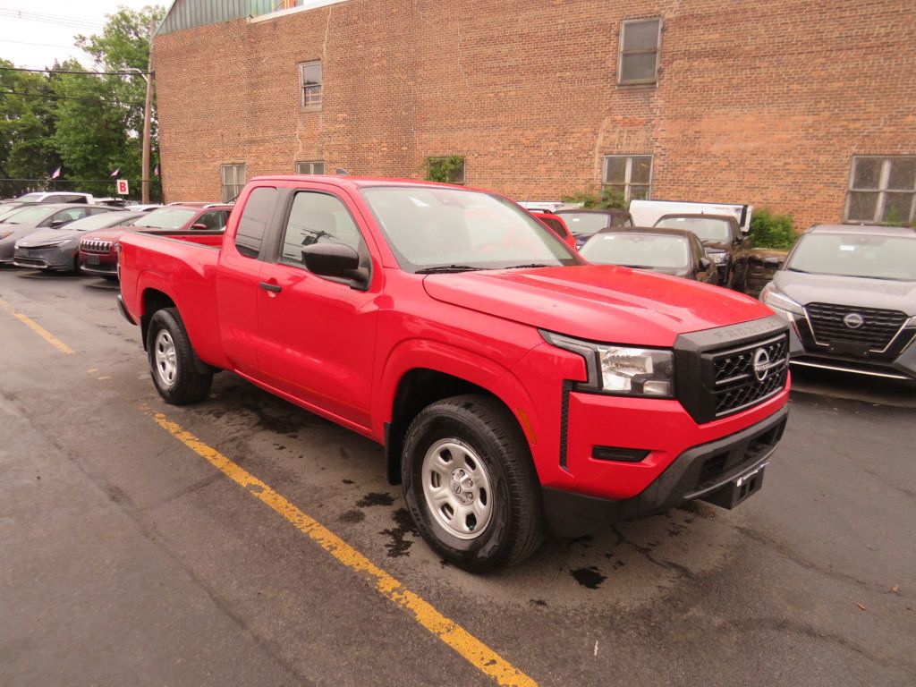 2023 Nissan Frontier King Cab S photo 3