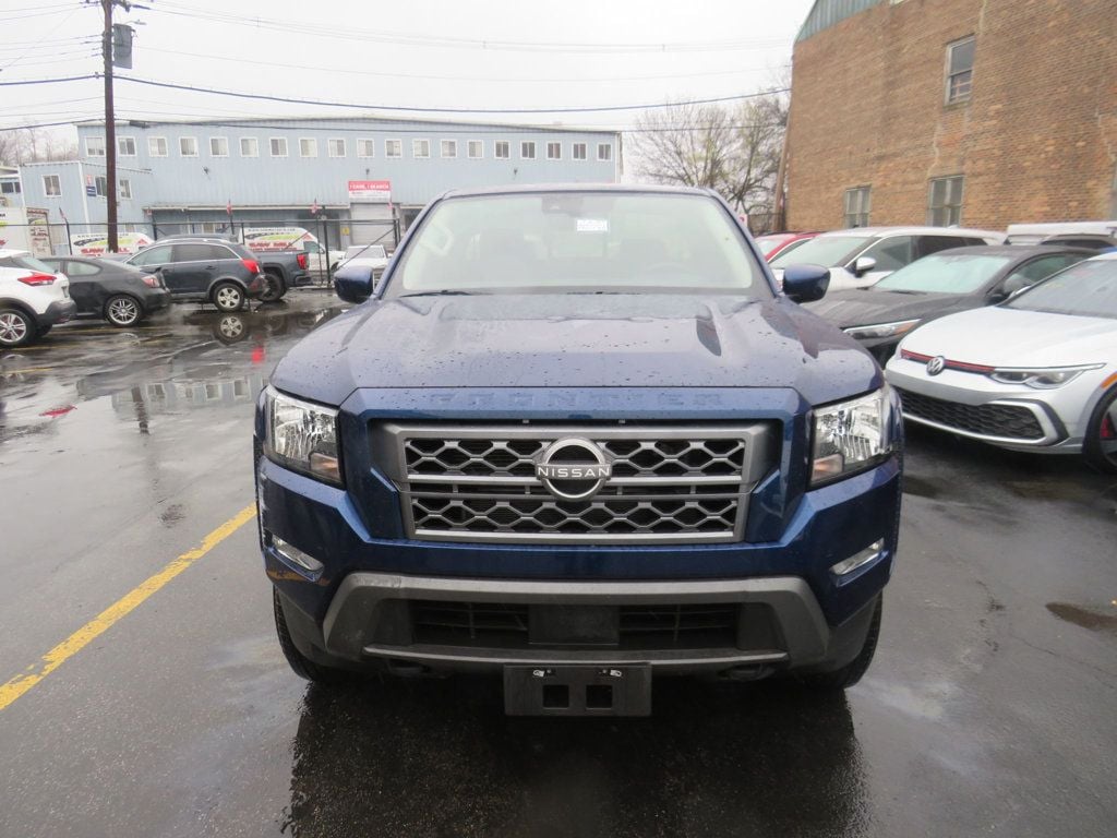 2023 Nissan Frontier King Cab SV photo 2