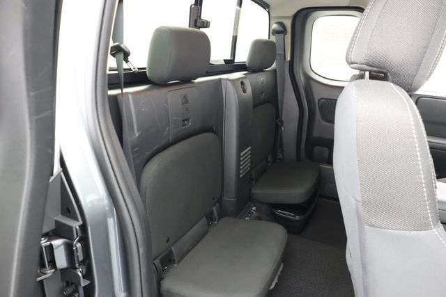 2023 Nissan Frontier King Cab 4x4 SV Automatic with Convenience & Technology Packages - 22938524 - 18