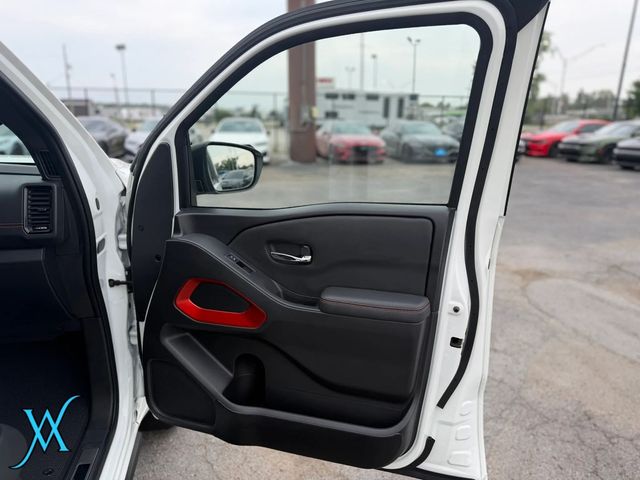 2023 Nissan Frontier Crew Cab PRO-4X Pickup 4D 5 ft - 23048970 - 20