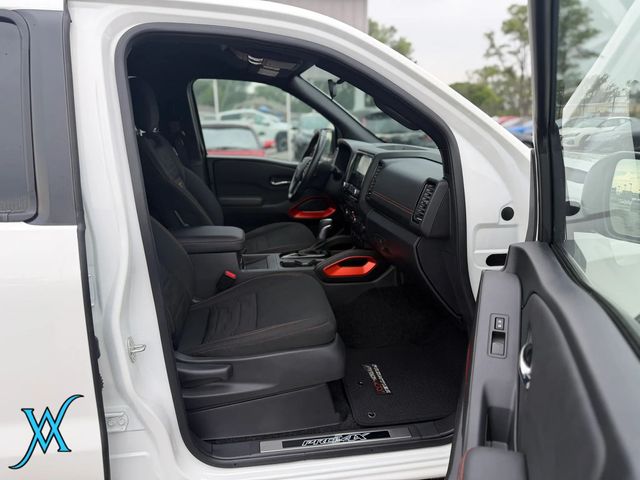 2023 Nissan Frontier Crew Cab PRO-4X Pickup 4D 5 ft - 23048970 - 21