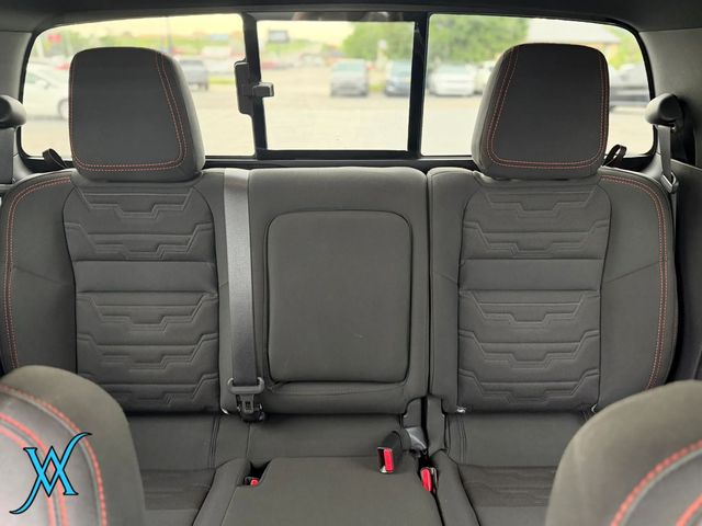 2023 Nissan Frontier Crew Cab PRO-4X Pickup 4D 5 ft - 23048970 - 24